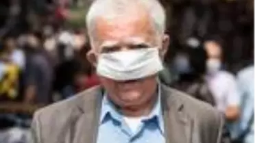 Beyazıt'ta maske ve sosyal mesafe kuralı unutuldu