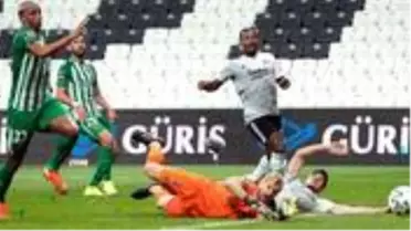 Jeremain Lens'in Rio Ave maçındaki performansı, Beşiktaş taraftarını çileden çıkardı