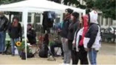 Berlin'de polis şiddetinde ölenler için 'Anıt' mitingi