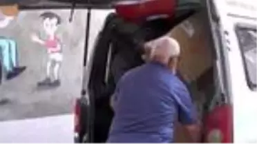 'Elmacı Dede' Suriye'deki yetimler için yola çıktı