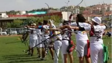 Sonbahar Okları Okçuluk Yarışması, Gölbaşı'nda düzenlendi