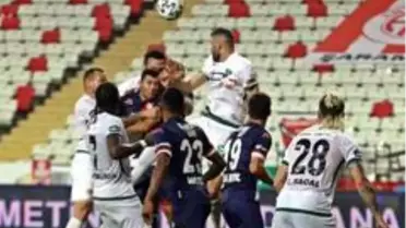 Antalyaspor ilk üç haftada zirveye ortak