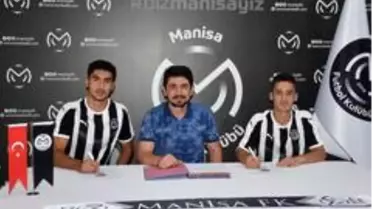Manisa FK'dan çifte imza