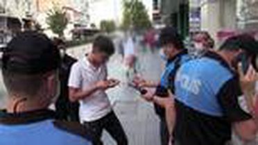 Maske takmayıp polise direnen kişiye 392 lira ceza kesildi