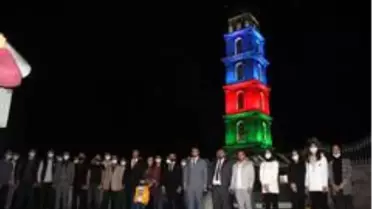 Ülkü Ocakları'ndan Azerbaycan'a lazer ışıklı gösteriyle destek