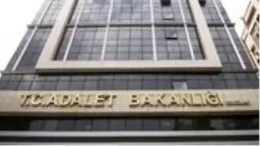 TBMM Müşaviri Ahmet Sevgili, Adalet Bakanlığı'nın adını kullanarak dolandırıcılık yapan şahıslar hakkındaki davadan beraat etti