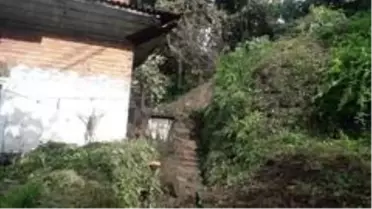 Rize'de şiddetli yağış hasar yol açtı