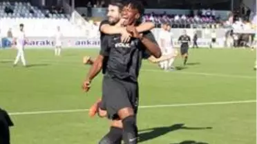 Altay, transferde bu yaz 20 futbolcuya imza attırdı
