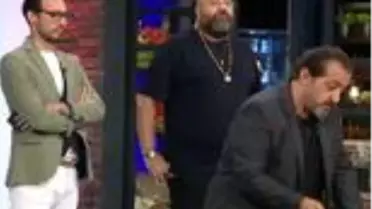 MasterChef Türkiye'de tabağını yetiştiremeyen takım kaptanı şefler tarafından azarlanınca gözyaşlarına boğuldu