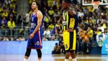 THY Euroleague'de Türk derbisi zamanı: Anadolu Efes Fenerbahçe