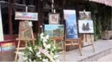 Başkentte 'Tüm Renkleri ile Küçük Hikayeler' sergisi açıldı