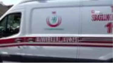 Kontrolünü kaybettiği motosiklet ile midibüse çarptı: 2 yaralı