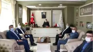 Memur-Sen Bitlis Şube Başkanı Durak ve yönetimi Kaymakam Yelek'i ziyaret etti