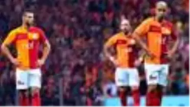 Fatih Terim, G.Saray'ı FIFA'ya şikayet eden Belhanda ve Feghouli'yi kadro dışı bırakıyor