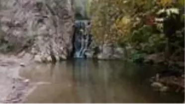 Tarih içindeki doğal güzellik Yarhisar Şelalesi sonbaharda da ilgi çekiyor