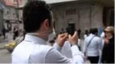 Fatih'te esnaf ve polis dilencilere, hanutçulara ve parfümcülere karşı ortak whatsapp grubu kurdu