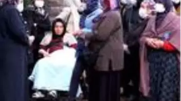 Kaldırımda otomobilin çarptığı baba ve oğlun öldüğü kaza kamerada (2)