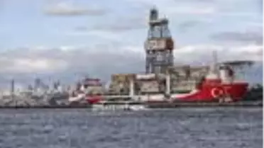 Kanuni sondaj gemisi Haydarpaşa Limanı'nda