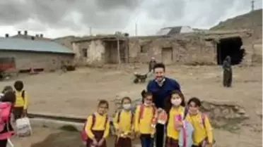 Şair Özdemir, Şarkışla Samankaya Köyü'nde iyiliği paylaştı