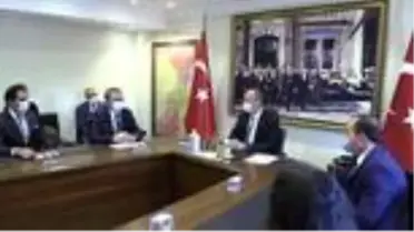 Vali Canalp, TÜBİTAK yarışmasında dereceye giren öğrencileri tebrik etti