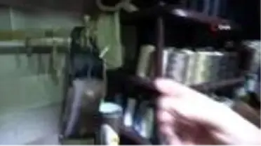 Son dakika haber | Değerli elbiseleri ameliyat yaparak çöpe gitmekten kurtarıyor