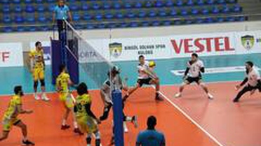 Efeler Ligi: Bingöl Solhan Spor: 3 Arhavi Voleybol: 0