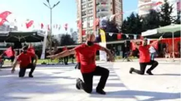 Mezitli Belediyesi Sanat Çarşısında Cumhuriyet Bayramı coşkusu