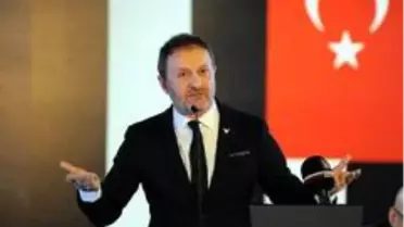 (Özel haber) Hürser Tekinoktay: 'Fenerbahçe'nin olası şampiyonluğu Beşiktaş yönetimine yazar!'