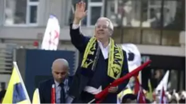 'Futbolda şike' davasında Aziz Yıldırım'ın da aralarında bulunduğu 4 hükümlü beraat etti.