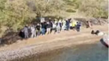 Ünlü sanatçılar Bodrum'da yerden izmarit topladı