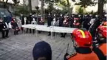 İmamoğlu, kovid tedavisi sonrası ilk ziyaretini İstanbul itfaiyesine yaptı