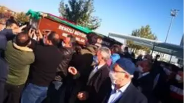 İzmir depreminde görev alan İHH gönüllüsü, son yolculuğuna uğurlandı