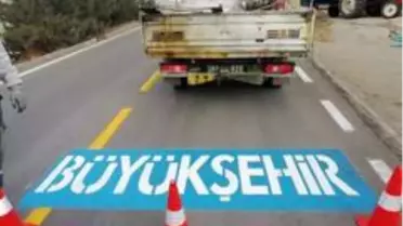 Malatya'da ilçe yolları işaretlemelerle daha güvenli hale geliyor