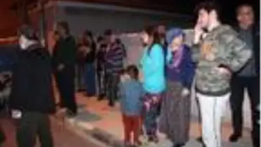 Manisa'da 2 çocuklu ailenin 3 gün önce taşındığı evde yangın çıktı