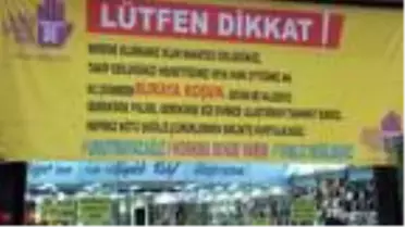 BAKIRKÖY'DE KADINA ŞİDDETE KARŞI ANLAMLI AFİŞ... KADINLARDAN DESTEK YAĞDI