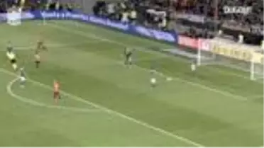 Andres Iniesta'nın Almanya Karşısında Rodrigo'ya Yaptığı Asist