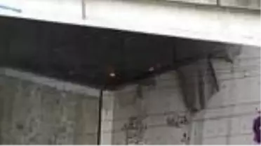 Çöp yangını Marmaray seferlerini aksattı