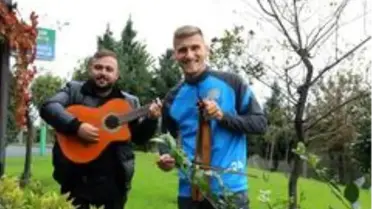 Emir Dilaver: 'Geçmişimde bir Türklük vardır diye düşünüyorum ve bundan da gurur duyuyorum'