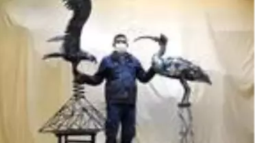 Hurda ve plastik atıklar ile kelaynak ve kartal heykeli yaptı