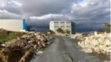 Kaçak hafriyatlar mahalleliyi isyan ettirdi