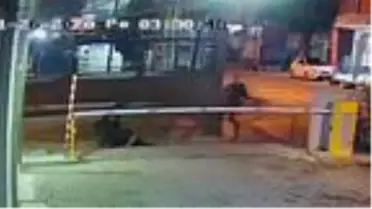 KAĞITHANE'DE BEKÇİLERİN DİKKATİ HIRSIZLIĞI ÖNLEDİ... O ANLAR KAMERADA