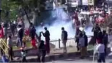 Hindistan'da protestocu çiftçilere polisten gazlı müdahale