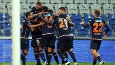 Süper Lig: Medipol Başakşehir: 3 - Denizlispor: 3 (Maç sonucu)