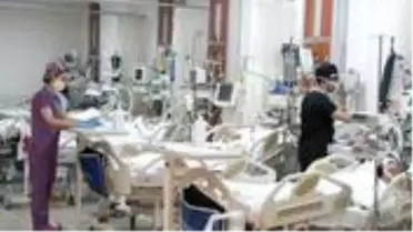 Özel Hastaneler ve Sağlık Kuruluşları Başkanı Reşat Bahat: Türkiye'de yoğun bakımlarda 500 boş yatak kaldı