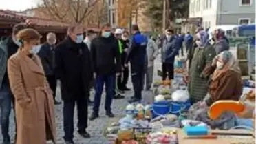 Kaymakam Türköz ve Başkan Köse'den pazar yerinde Covid-19 denetimi
