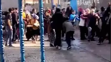 Diyarbakır'da kısıtlamada taşlı, sopalı, bıçaklı kavga: 20 yaralı