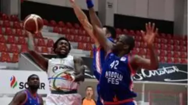 Basketbol Süper Ligi: Aliağa Petkim: 71- Anadolu Efes : 75