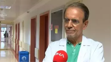 Canlı yayında fenalaşan Prof. Dr. Mehmet Ceyhan, hastaneye kaldırıldı