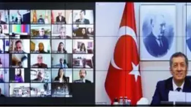 Bakan Selçuk: Eğitimde fırsat adaleti prensibini, uzaktan eğitimde de önceledik
