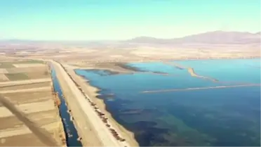 Suğla Gölü'nde sular çekildi